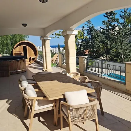 Luxury Seaview Pool Jacuzzi Sauna Limassol